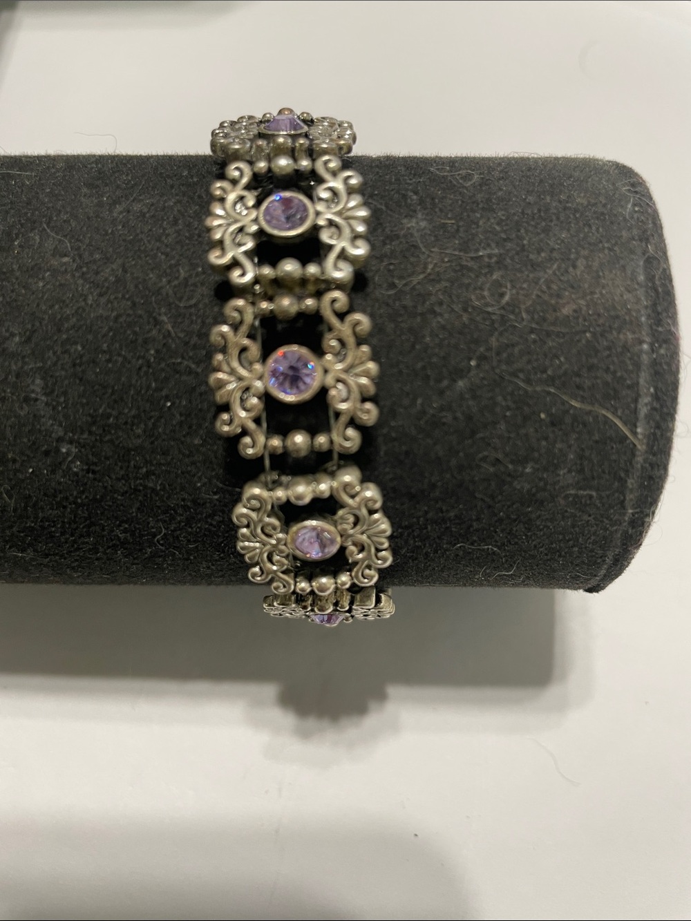 Vintage-Inspired Silver Bracelet with Purple Gem Accents.  9/6/6